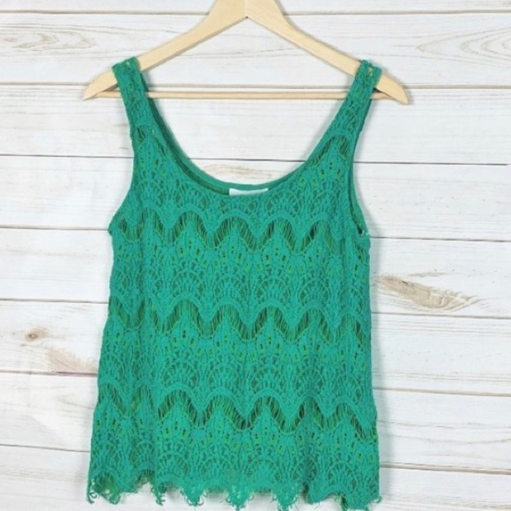 SUGARLIPS Green Lace Cropped Tank Top
